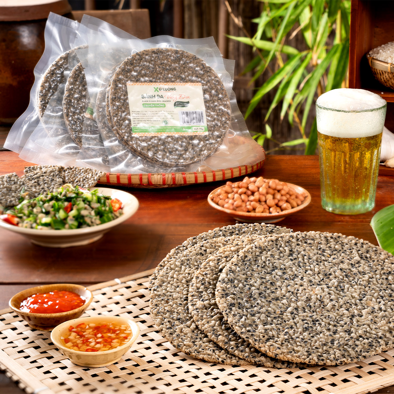 Bánh đa vừng đen truyền thống